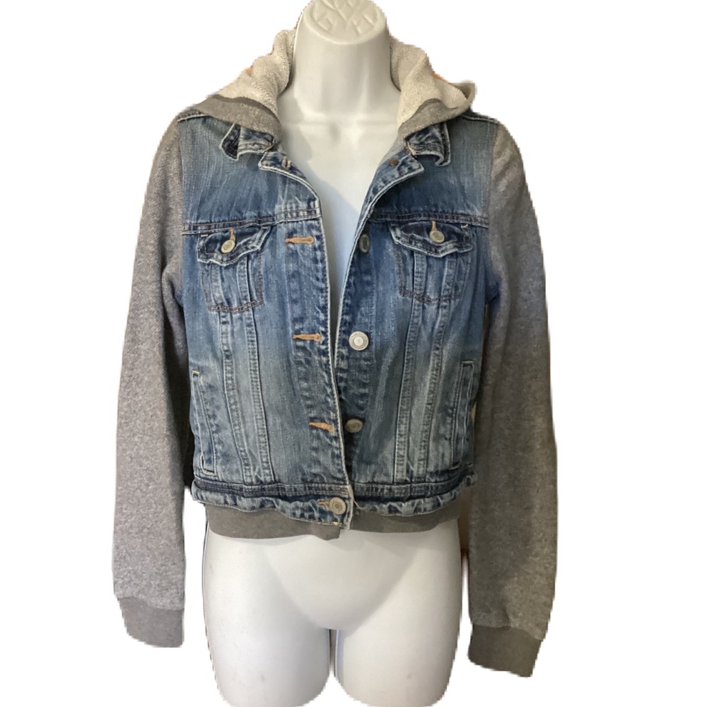 American Eagle Outfitters  jean jacket. S